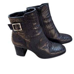 Antonio De Faria Camila Black Snakeskin Ankle Boots Size 6.5